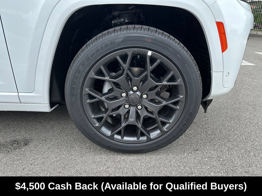 New 2026 Jeep Grand Cherokee Summit w/ Obsidian Package AWD/4WD image 14