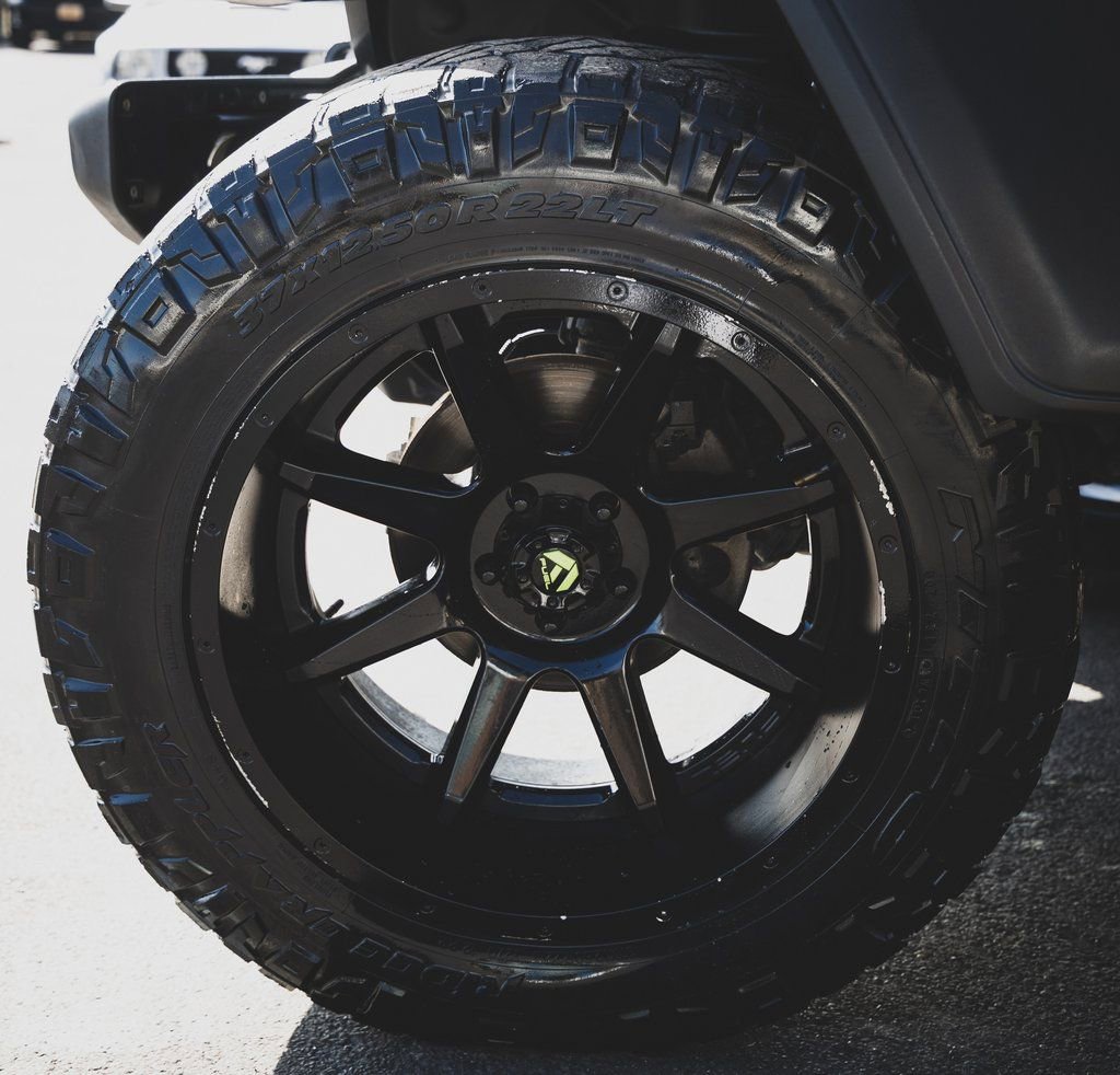 Used 2020 Jeep Gladiator Sport w/ Quick Order Package 24S image 21