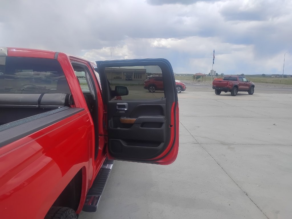 Used 2016 Chevrolet Silverado 1500 LTZ w/ LTZ Plus Package AWD/4WD image 16