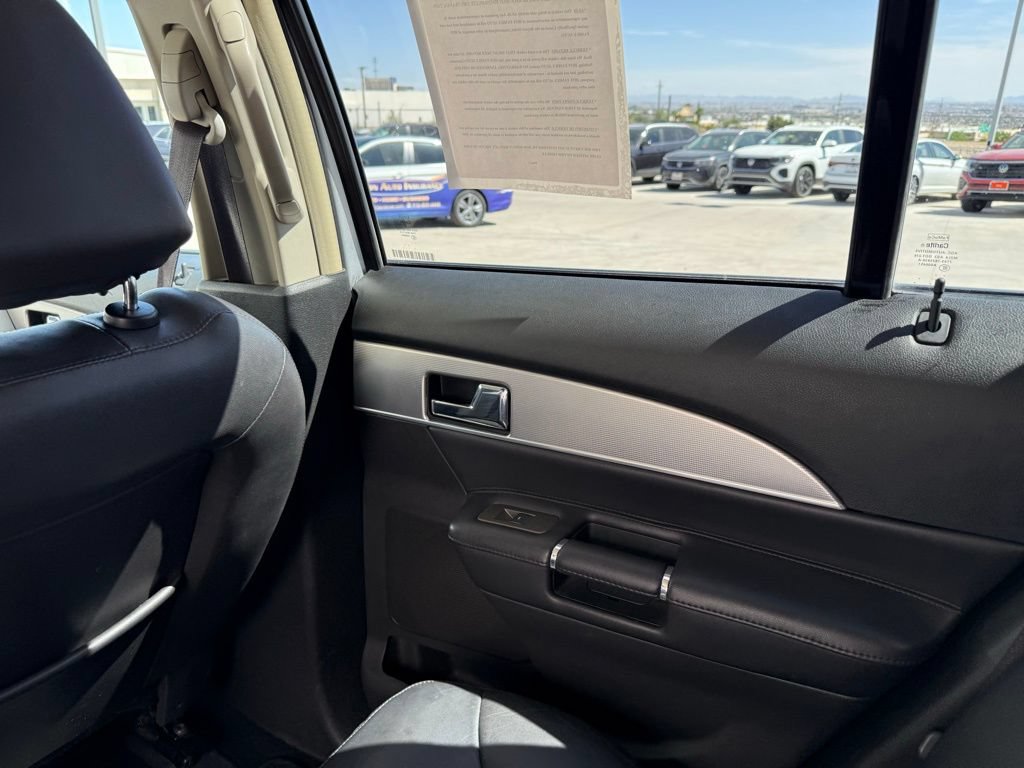 Used 2014 Lincoln MKX FWD image 16