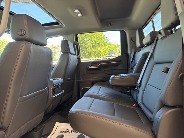 New 2025 GMC Sierra 1500 SLT w/ SLT Premium Package image 33