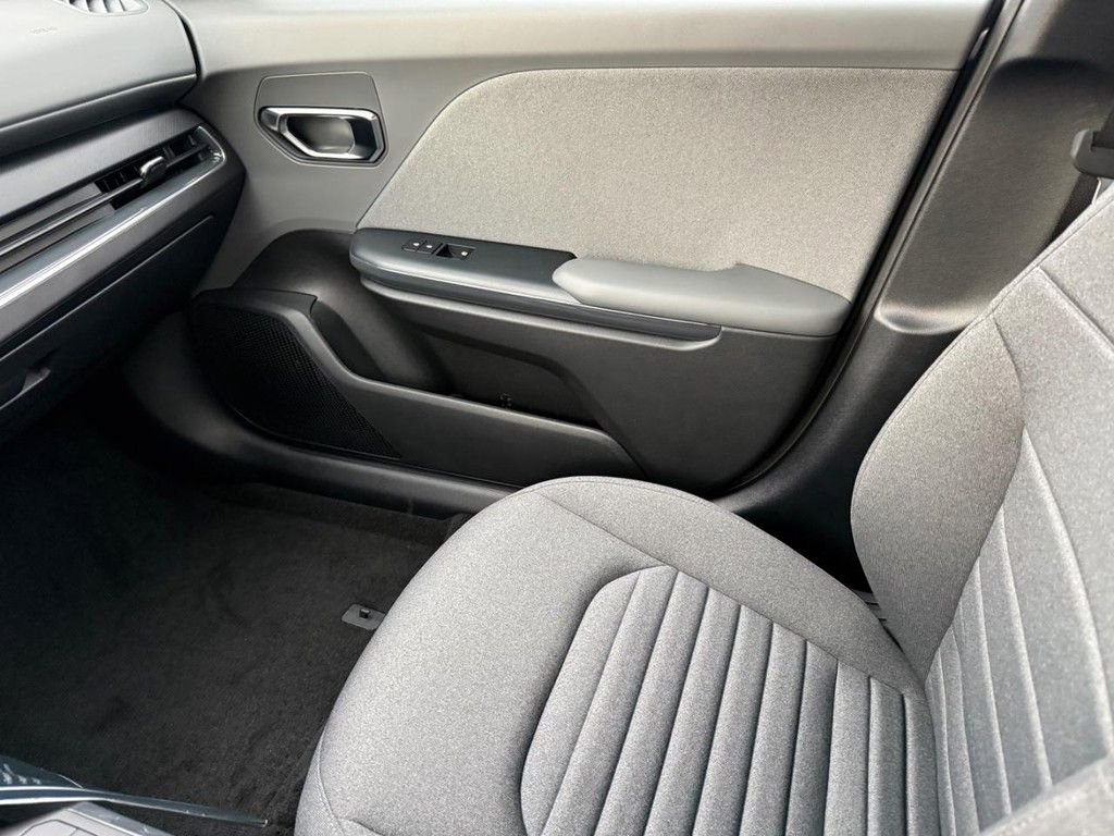 New 2025 Kia K4 EX image 15