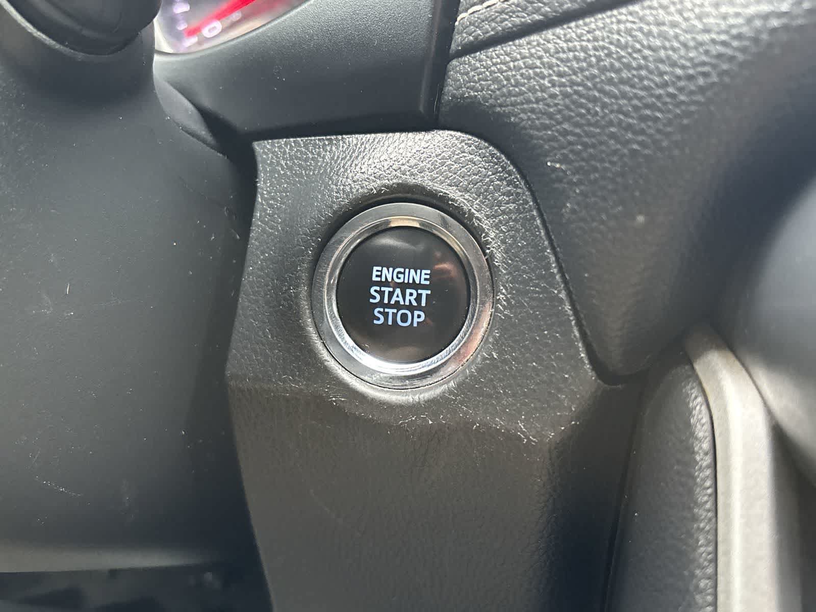 Used 2022 Toyota RAV4 XLE Premium FWD image 23