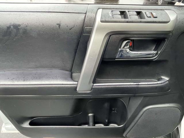 Used 2022 Toyota 4Runner SR5 Premium image 15