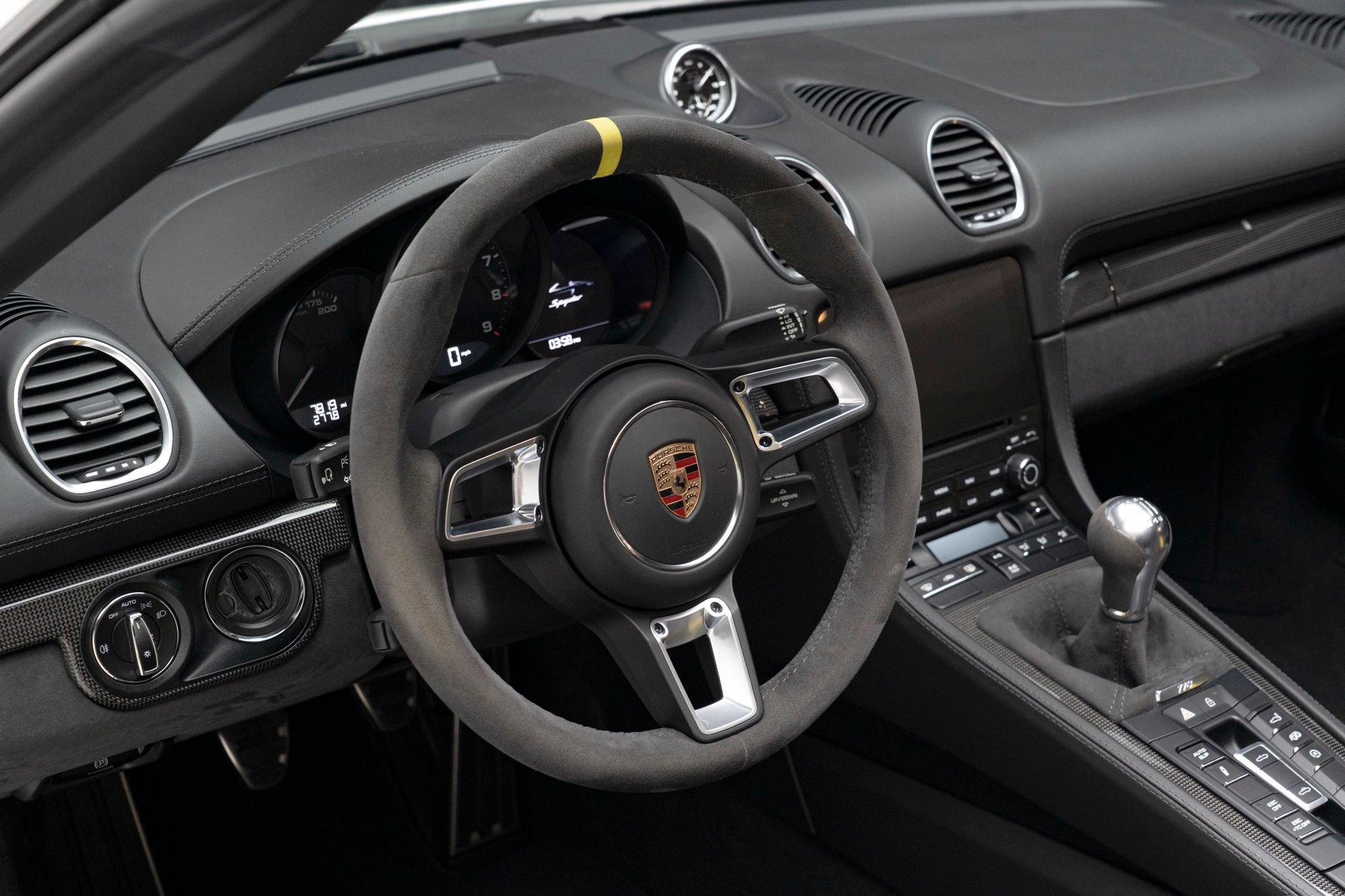 Used 2020 Porsche 718 Boxster Spyder RWD image 21