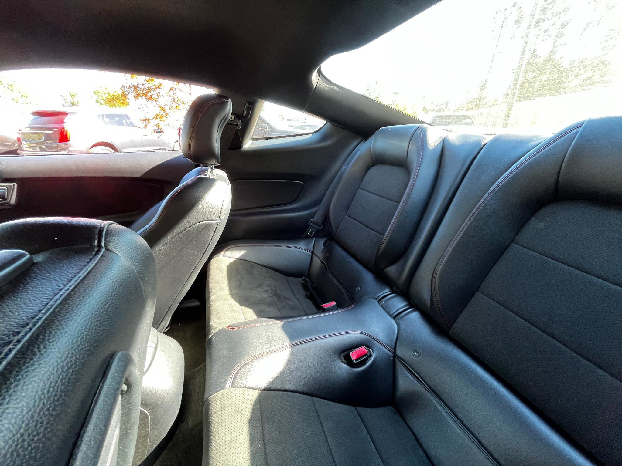 Used 2017 Ford Mustang GT Premium RWD image 25