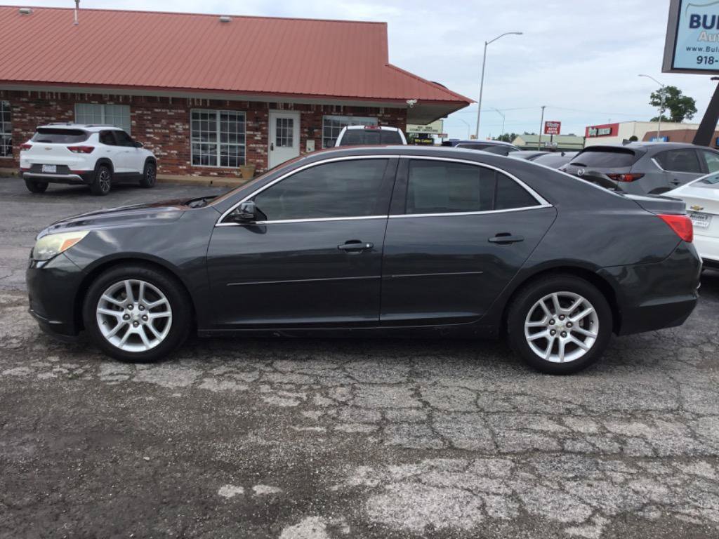 Used 2015 Chevrolet Malibu LT w/ Power Convenience Package FWD image 3