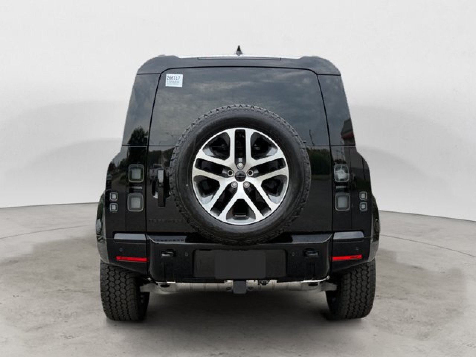 New 2026 Land Rover Defender 110 X-Dynamic SE AWD/4WD image 5