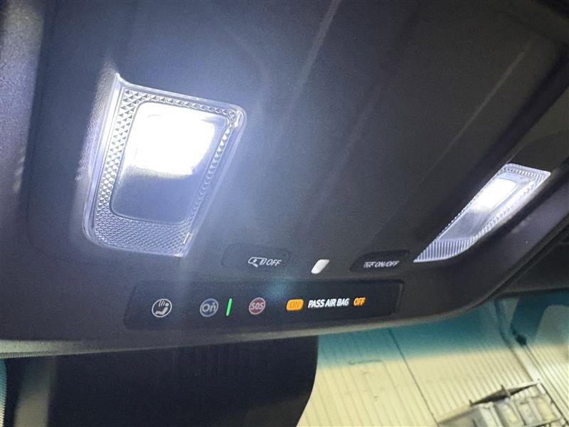 Used 2022 Chevrolet Silverado 1500 RST image 13