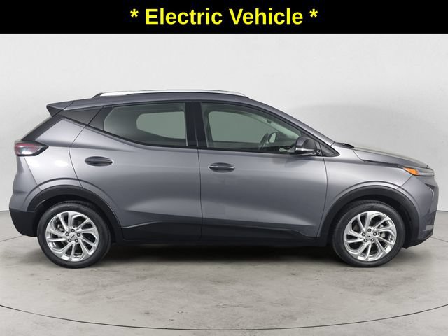 Certified 2023 Chevrolet Bolt EUV LT w/ Driver Confidence Package FWD image 4