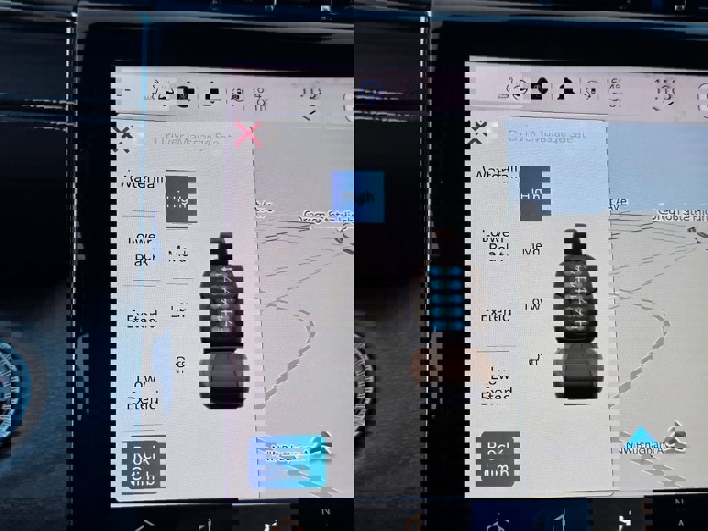 Used 2021 Jeep Grand Cherokee L Overland w/ Advanced Protech Group III image 17