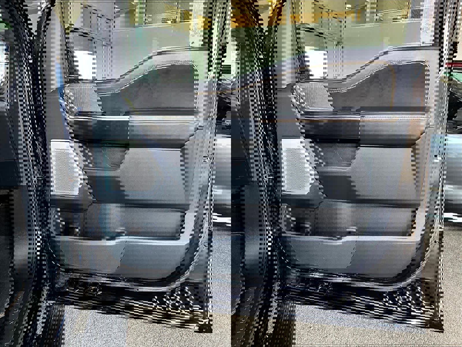 Used 2021 Ford F150 Platinum w/ Equipment Group 701A High AWD/4WD image 12