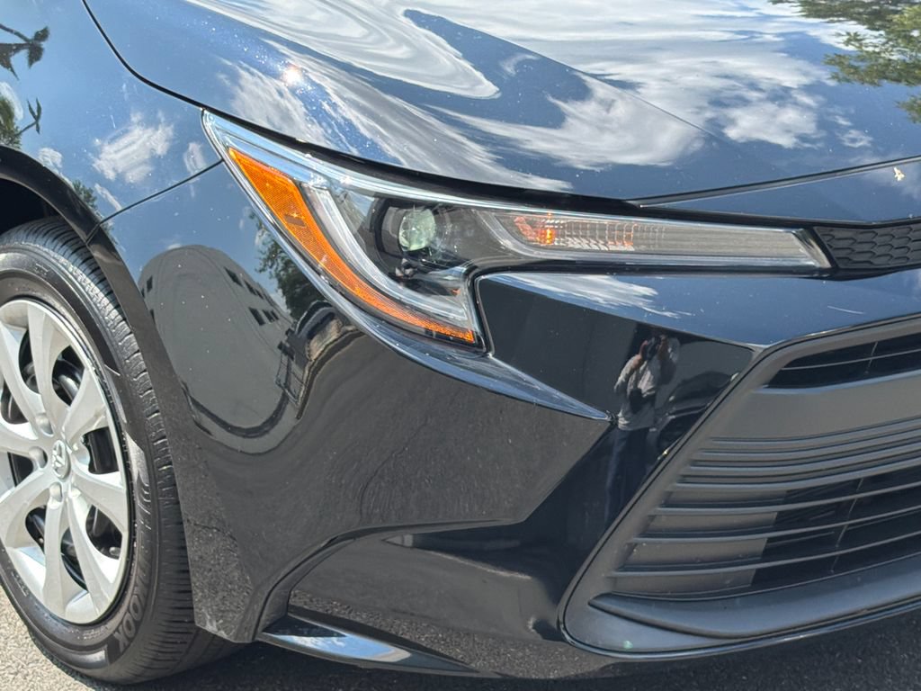 Used 2026 Toyota Corolla LE FWD image 8