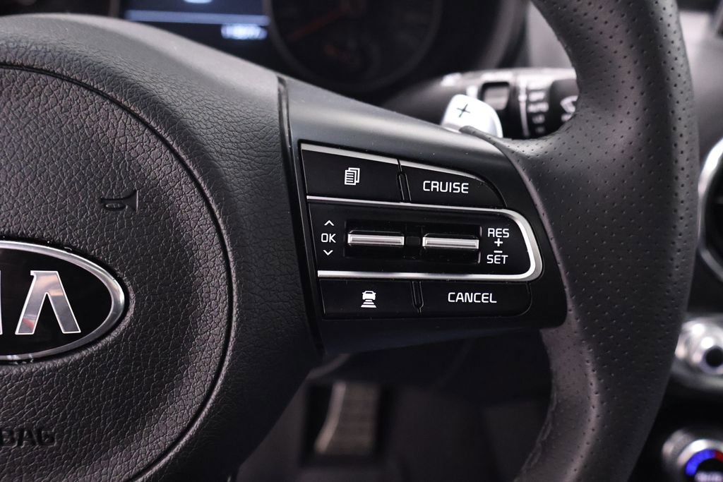 Used 2018 Kia Stinger GT1 AWD/4WD image 25