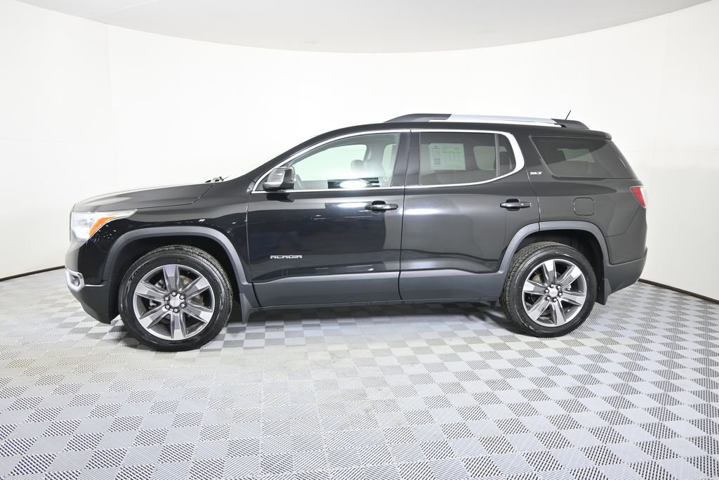 Used 2019 GMC Acadia SLT image 2