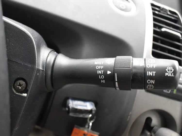 Used 2004 Toyota Prius image 25