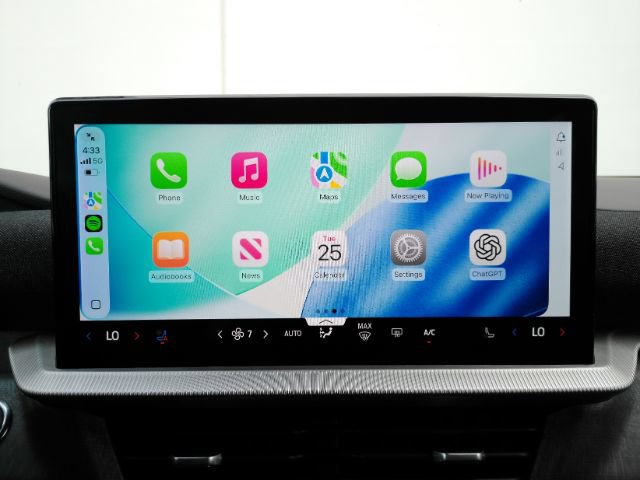 Used 2025 Ford Explorer Platinum w/ LUX Leather Package AWD/4WD image 13