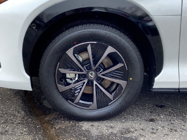 New 2026 Lexus RZ 450e AWD w/ Technology Package image 8