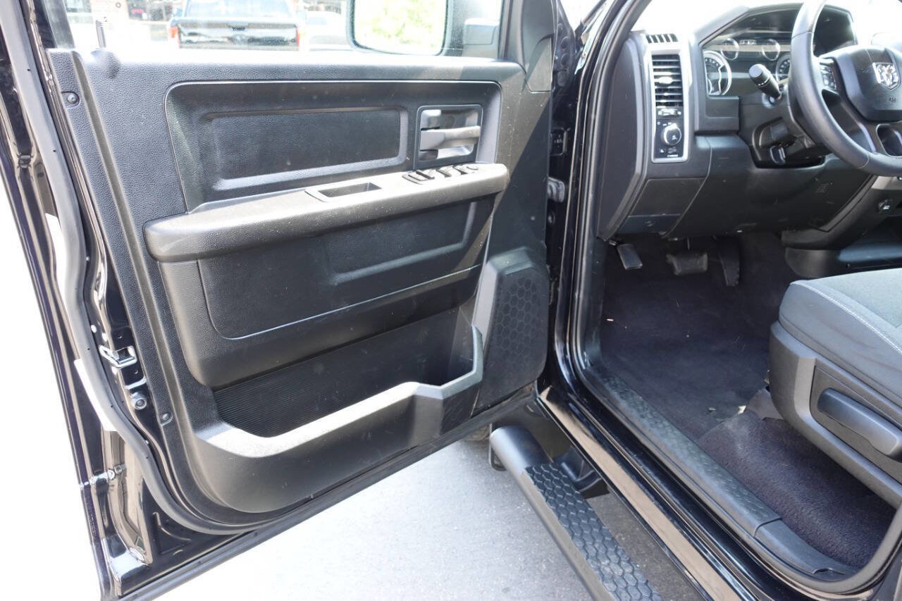 Used 2022 RAM 1500 Express w/ Wheel & Sound Group AWD/4WD image 16