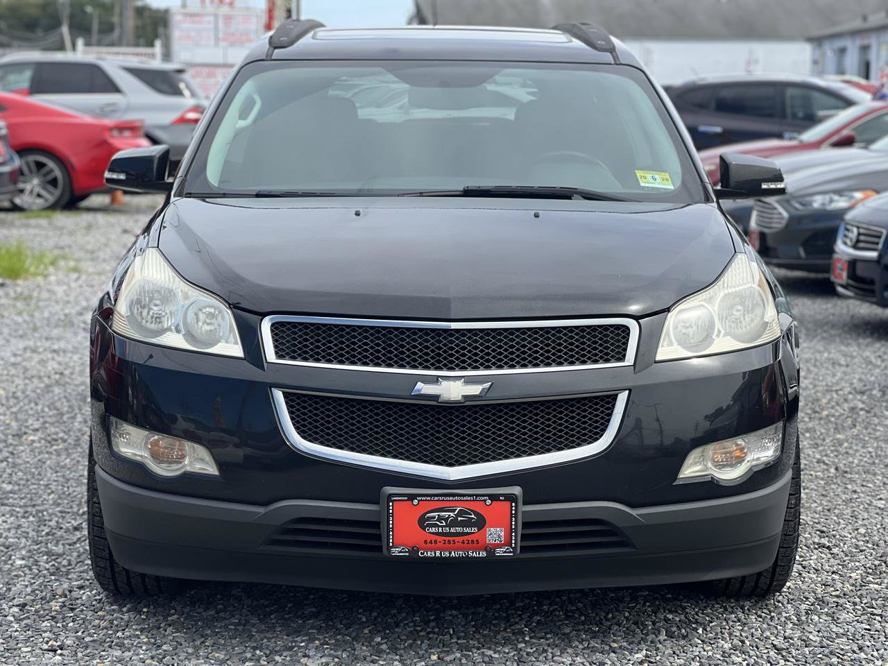 Used 2010 Chevrolet Traverse LT w/ Personal Connectivity Package FWD image 2