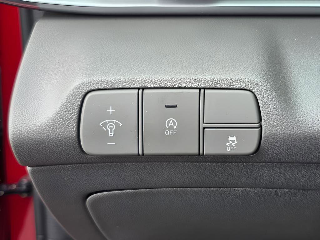 Used 2024 Hyundai Elantra SE image 23