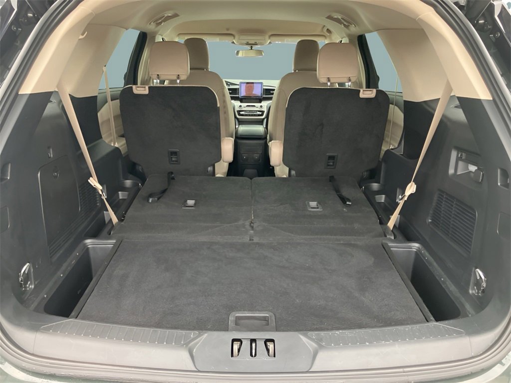Used 2023 Ford Explorer XLT w/ Equipment Group 202A image 40