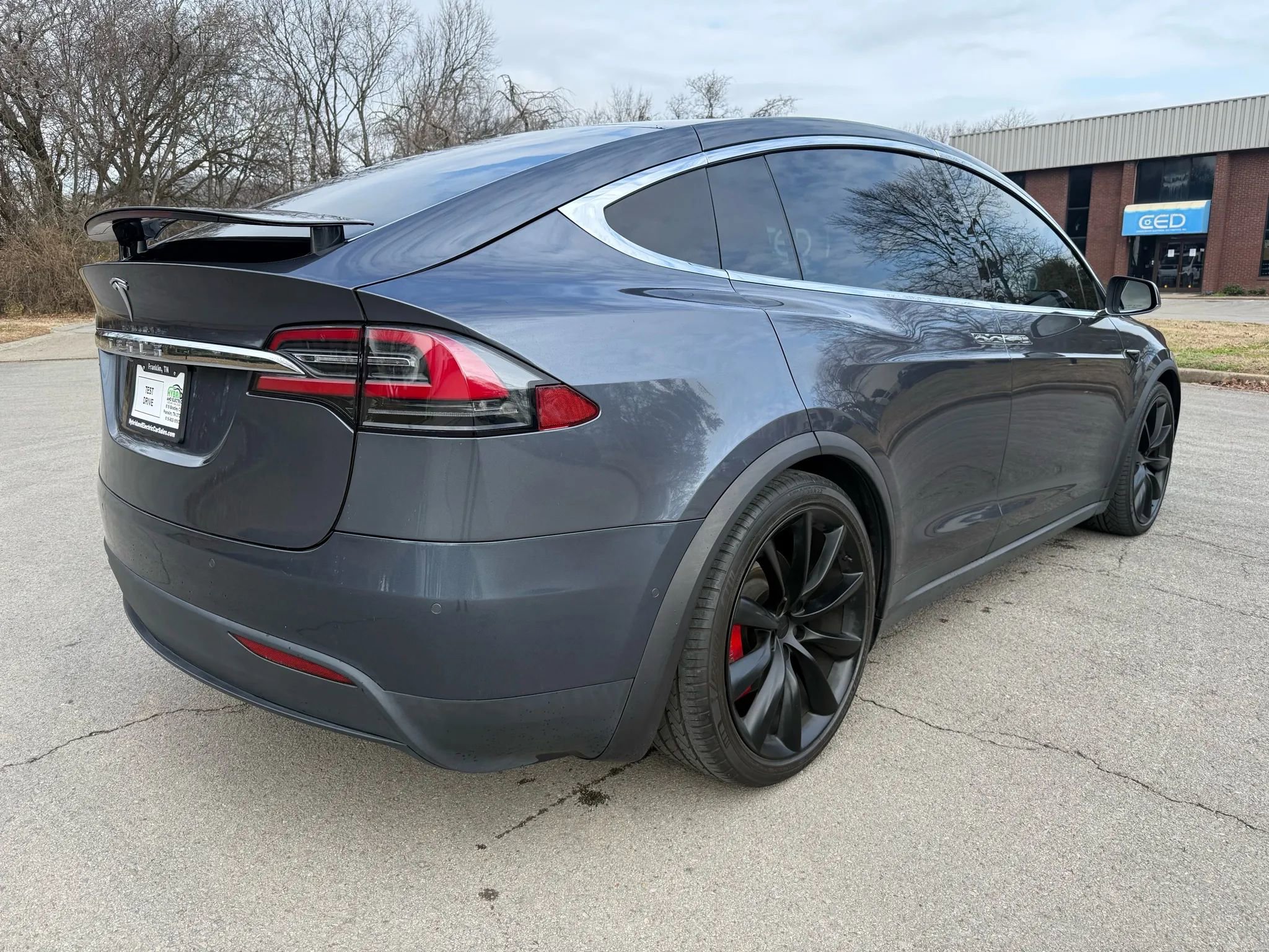 Used 2018 Tesla Model X 75D image 11