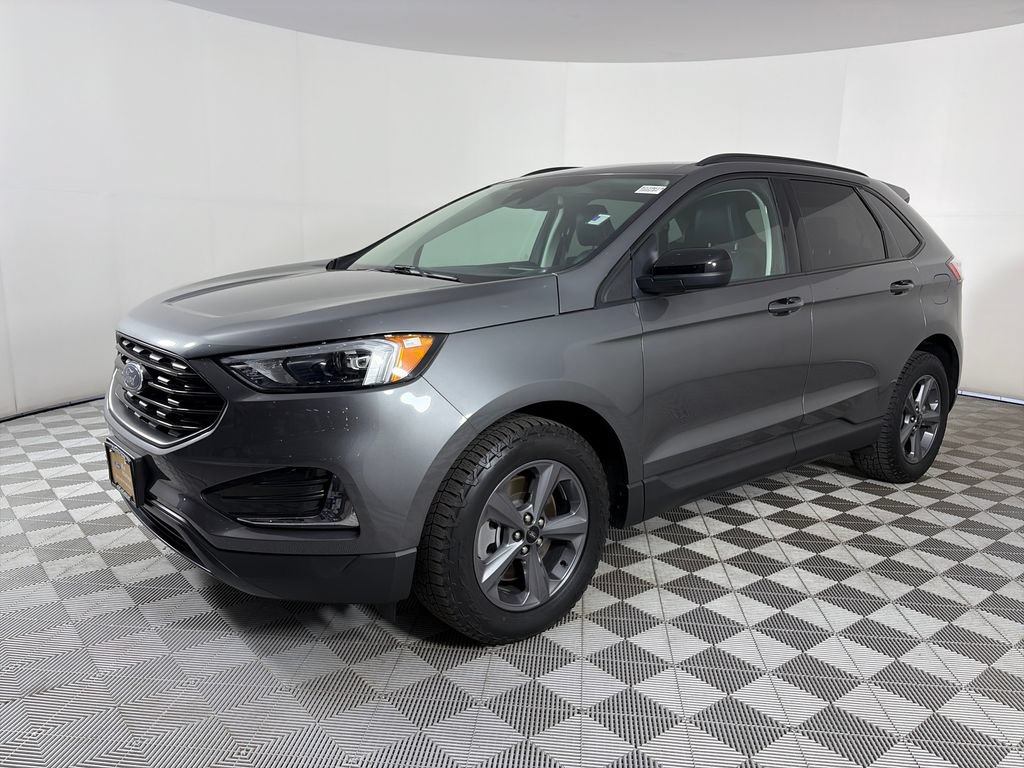 Certified 2023 Ford Edge SEL w/ Sport Appearance Package AWD/4WD image 3