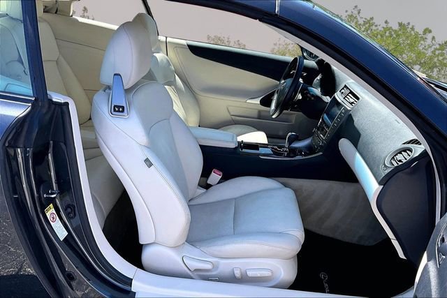 Used 2010 Lexus IS 250C RWD image 7