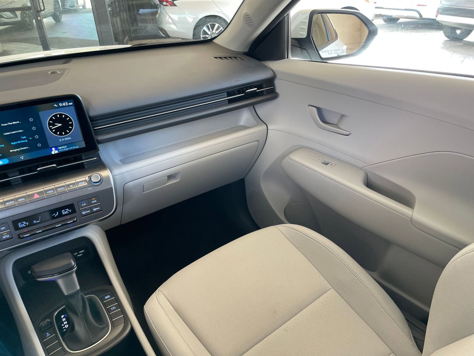 Used 2025 Hyundai Kona SEL image 36