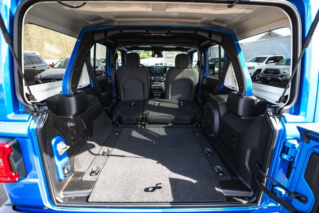 New 2025 Jeep Wrangler Sahara image 42