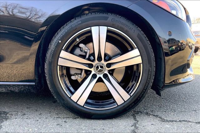 Used 2025 Mercedes-Benz C 300 4MATIC Sedan image 9