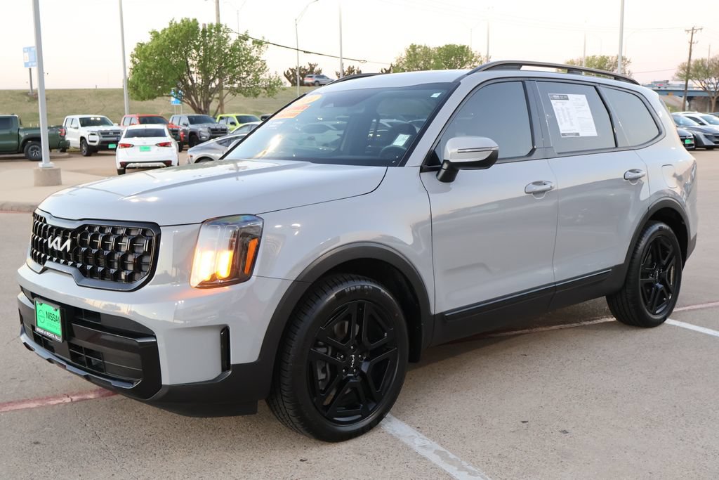 Used 2024 Kia Telluride EX X-Line AWD/4WD image 3