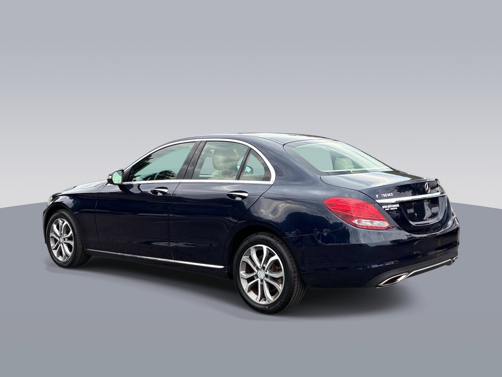 Used 2015 Mercedes-Benz C 300 4MATIC Sedan image 5