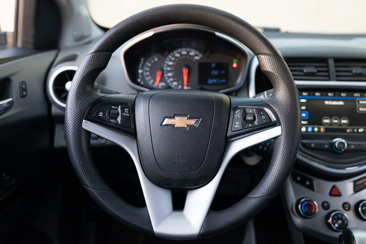 Used 2018 Chevrolet Sonic LT image 31