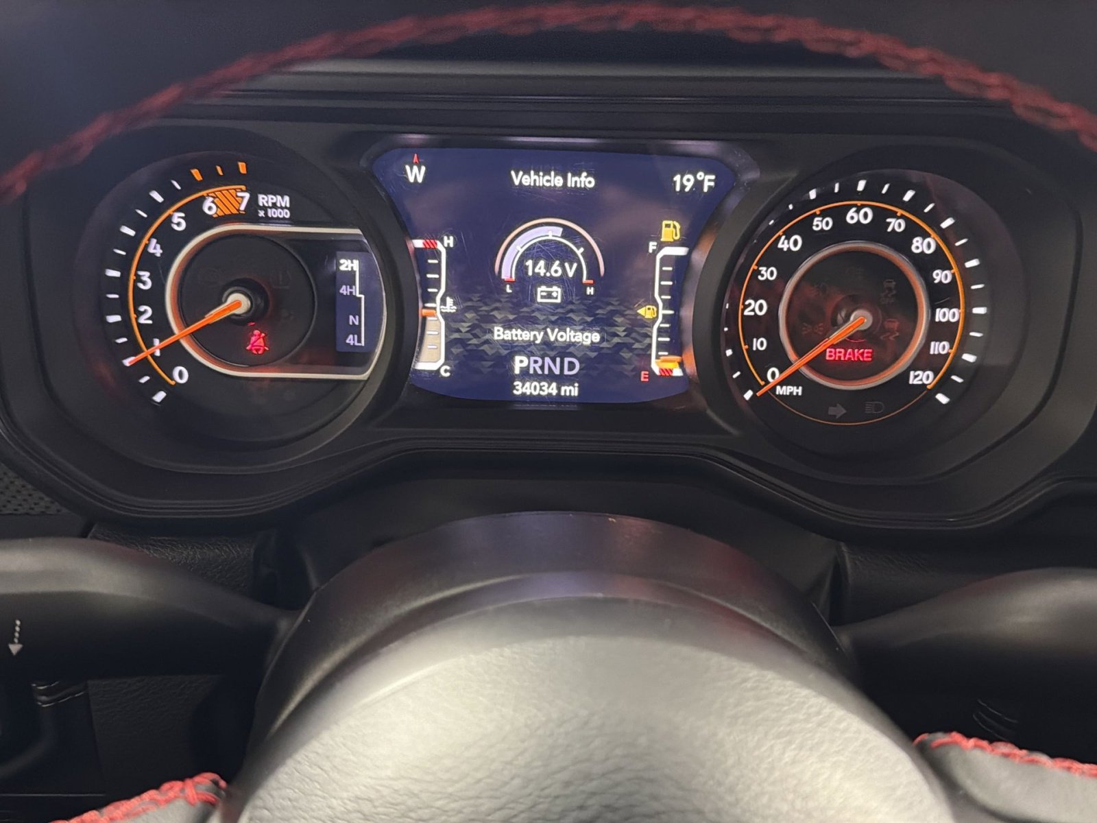 Used 2024 Jeep Wrangler Unlimited Rubicon w/ Convenience Group image 17