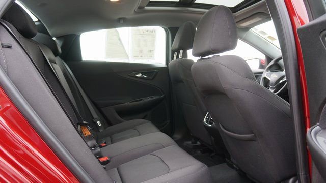 Used 2024 Chevrolet Malibu LT image 46
