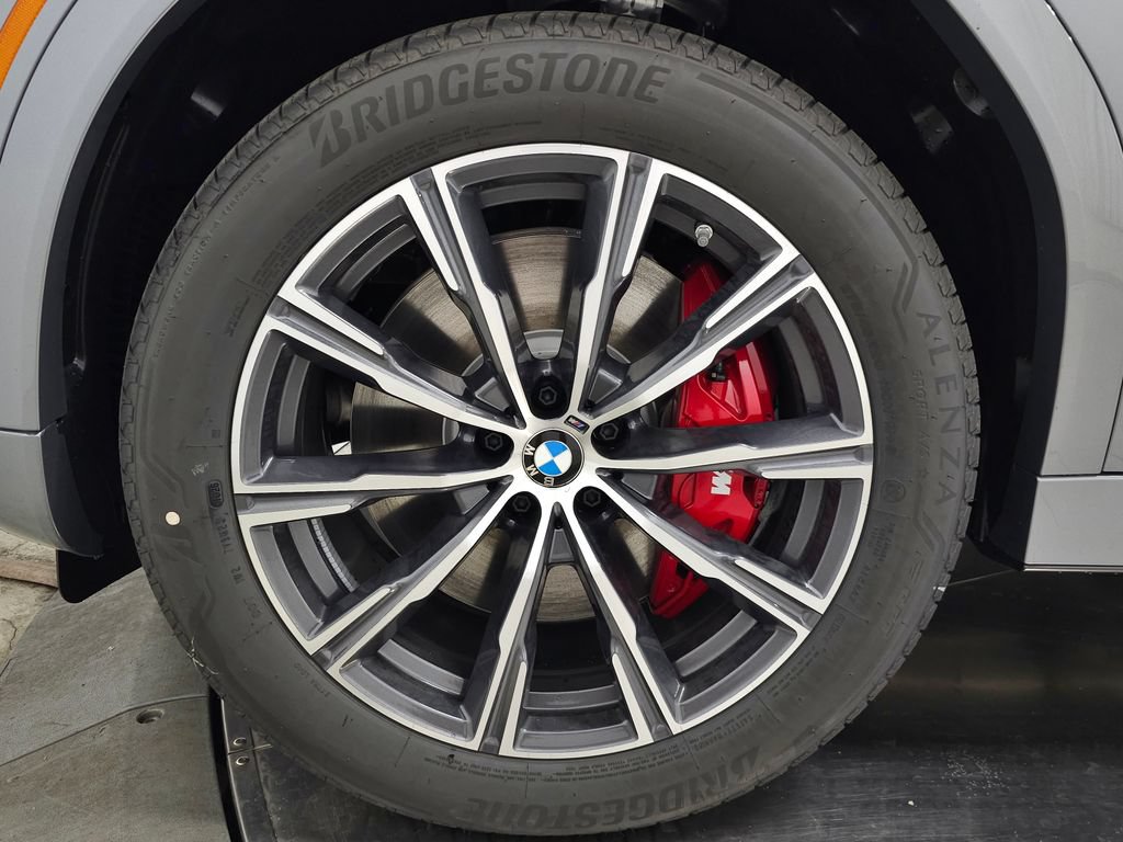 Used 2027 BMW X6 M60i w/ Executive Package AWD/4WD image 7