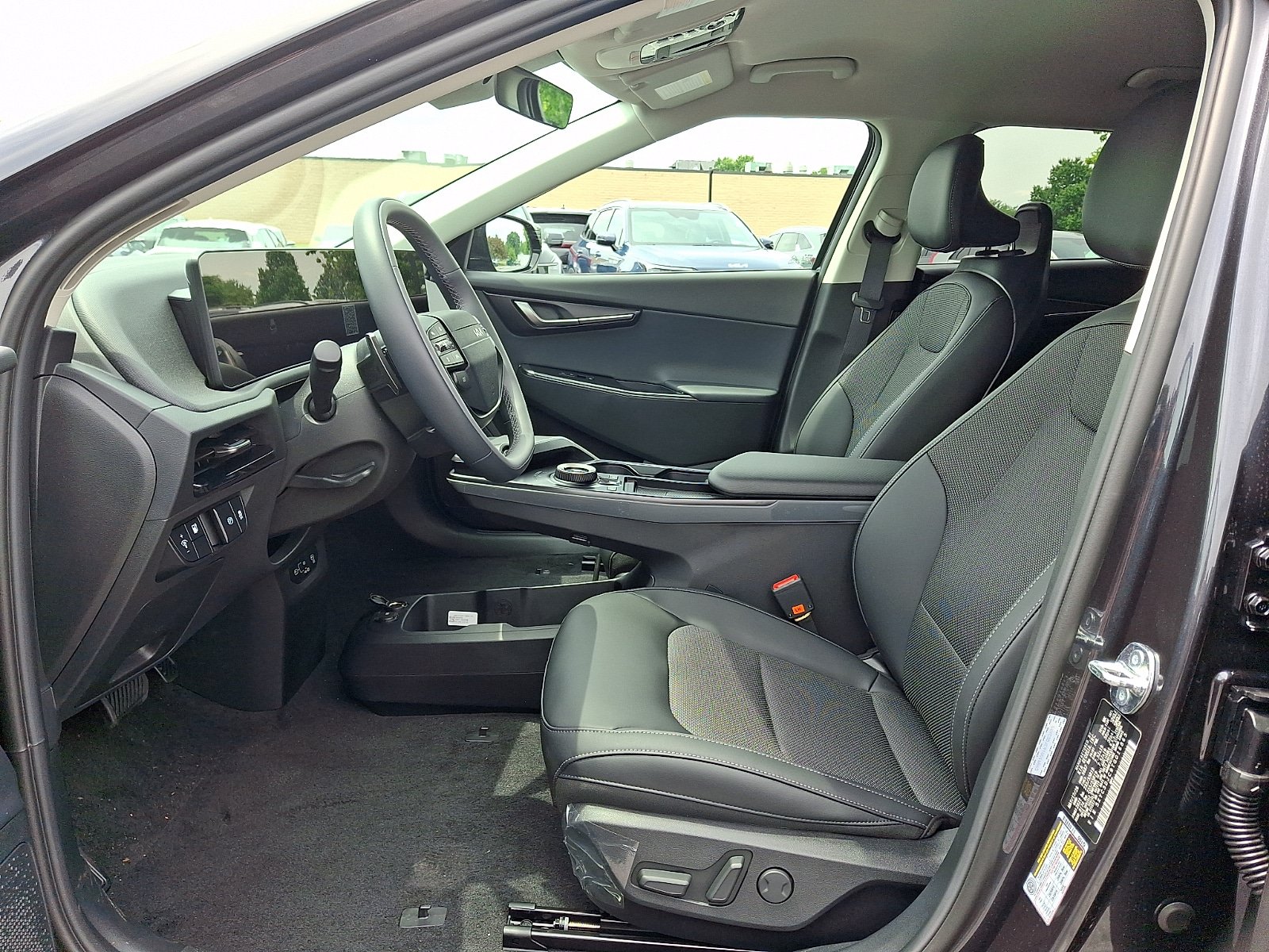 New 2026 Kia EV6 Light AWD/4WD image 9