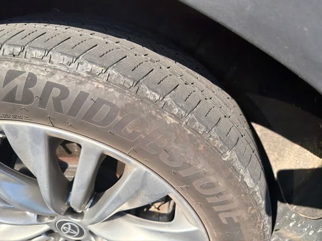 Used 2024 Toyota Highlander Platinum AWD/4WD image 33