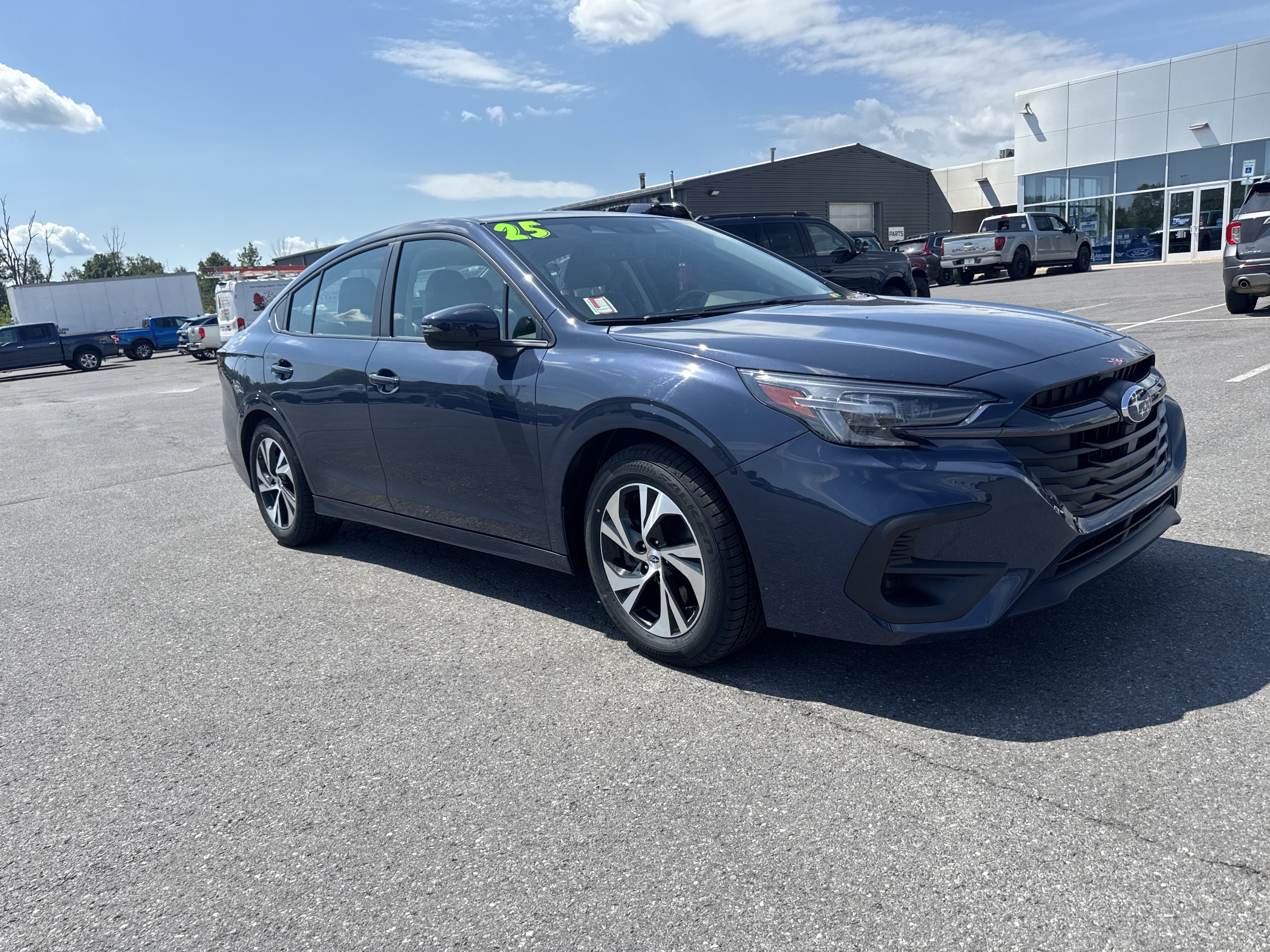 Used 2025 Subaru Legacy Premium AWD/4WD image 1