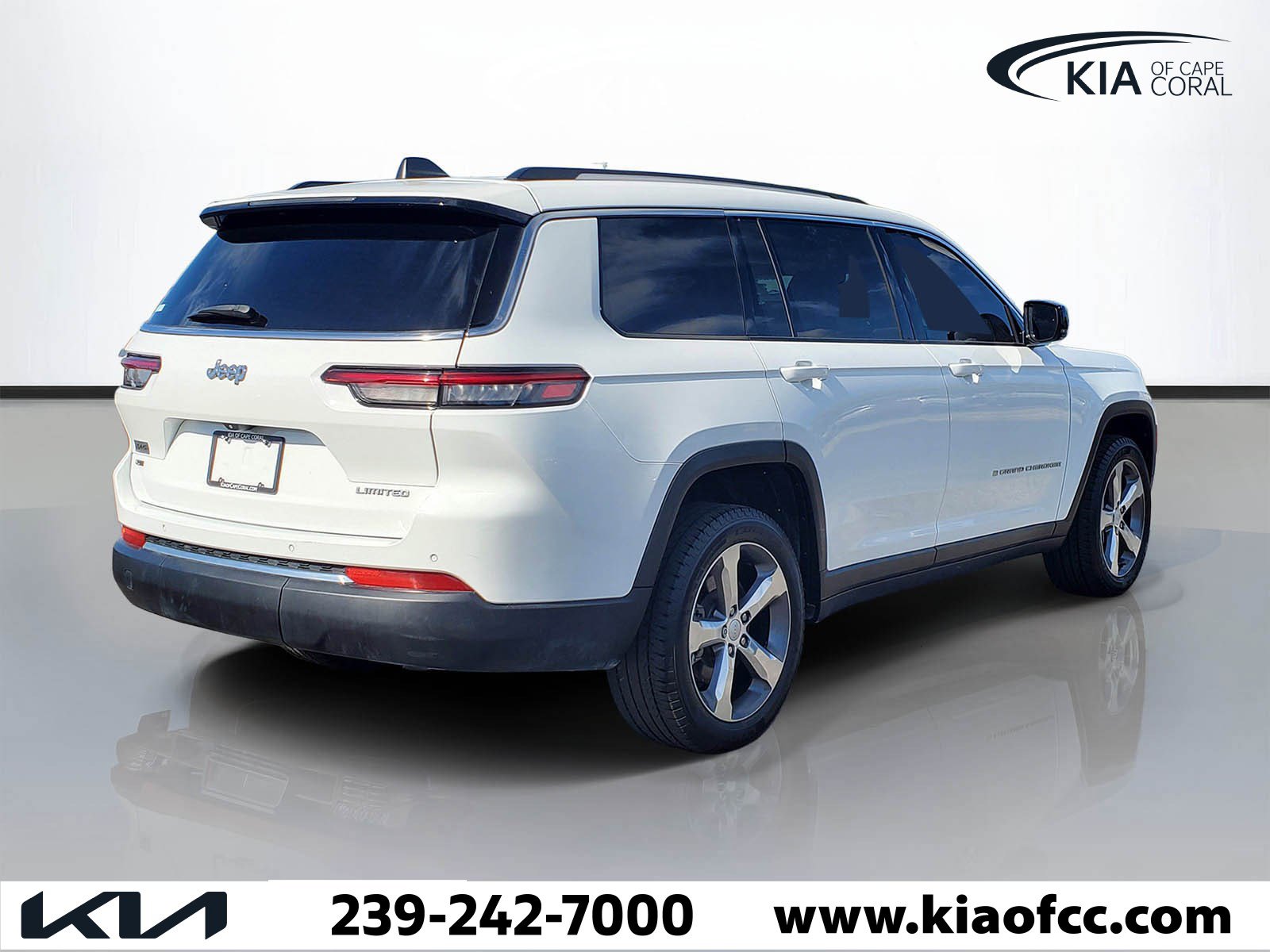Used 2022 Jeep Grand Cherokee L Limited RWD image 4