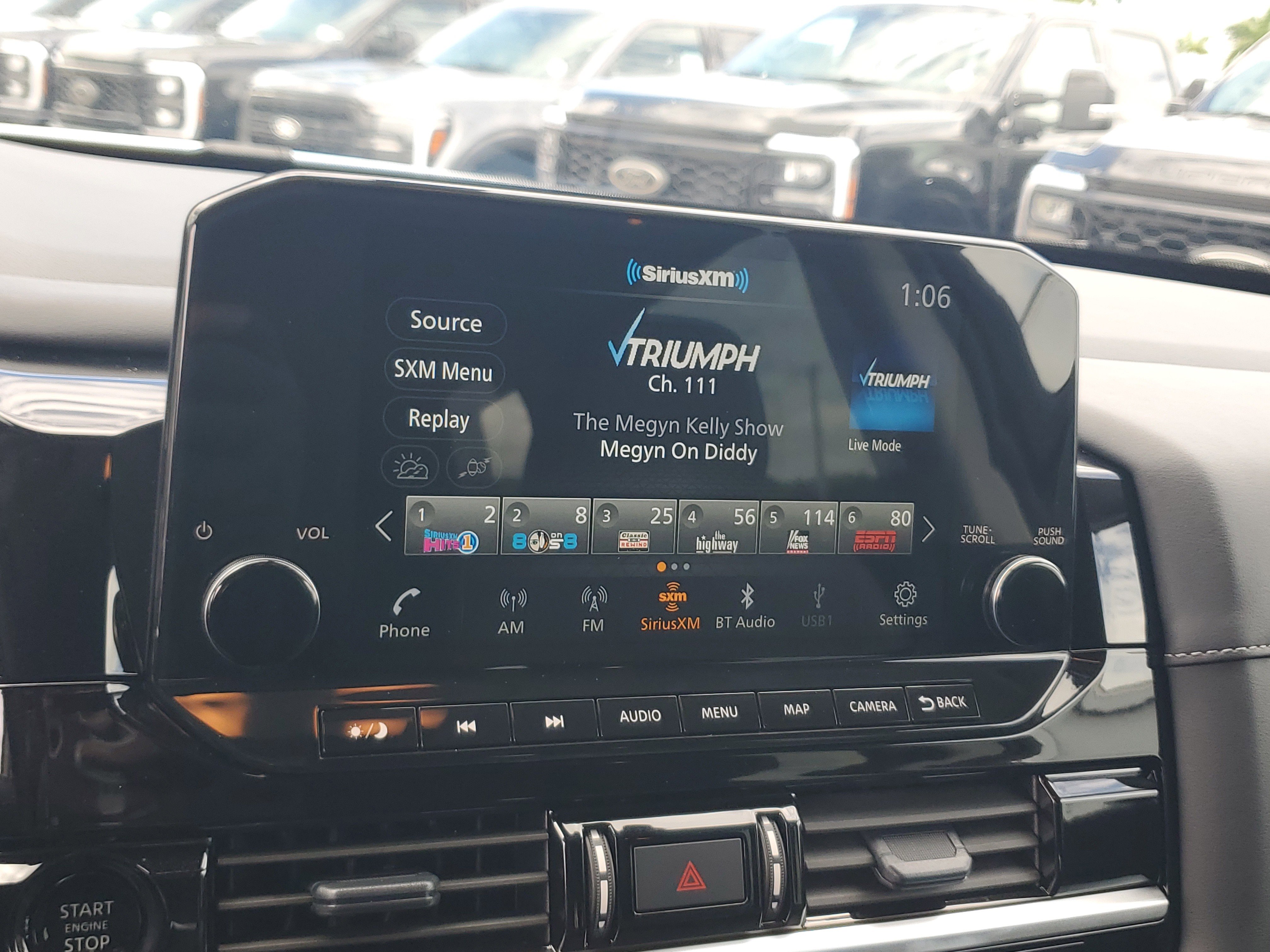 Certified 2025 Nissan Pathfinder SL image 26