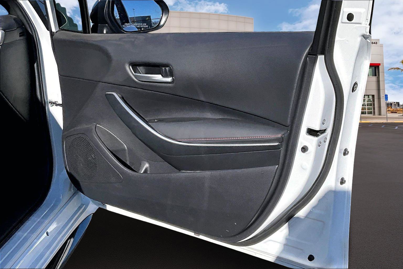 Certified 2024 Toyota Corolla SE image 22