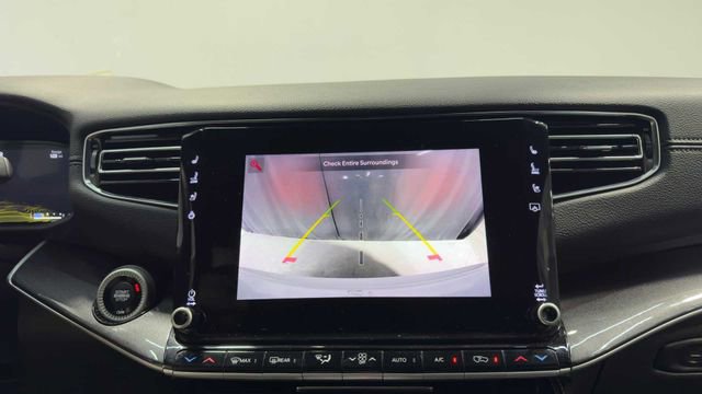 Used 2023 Jeep Wagoneer 2WD image 33