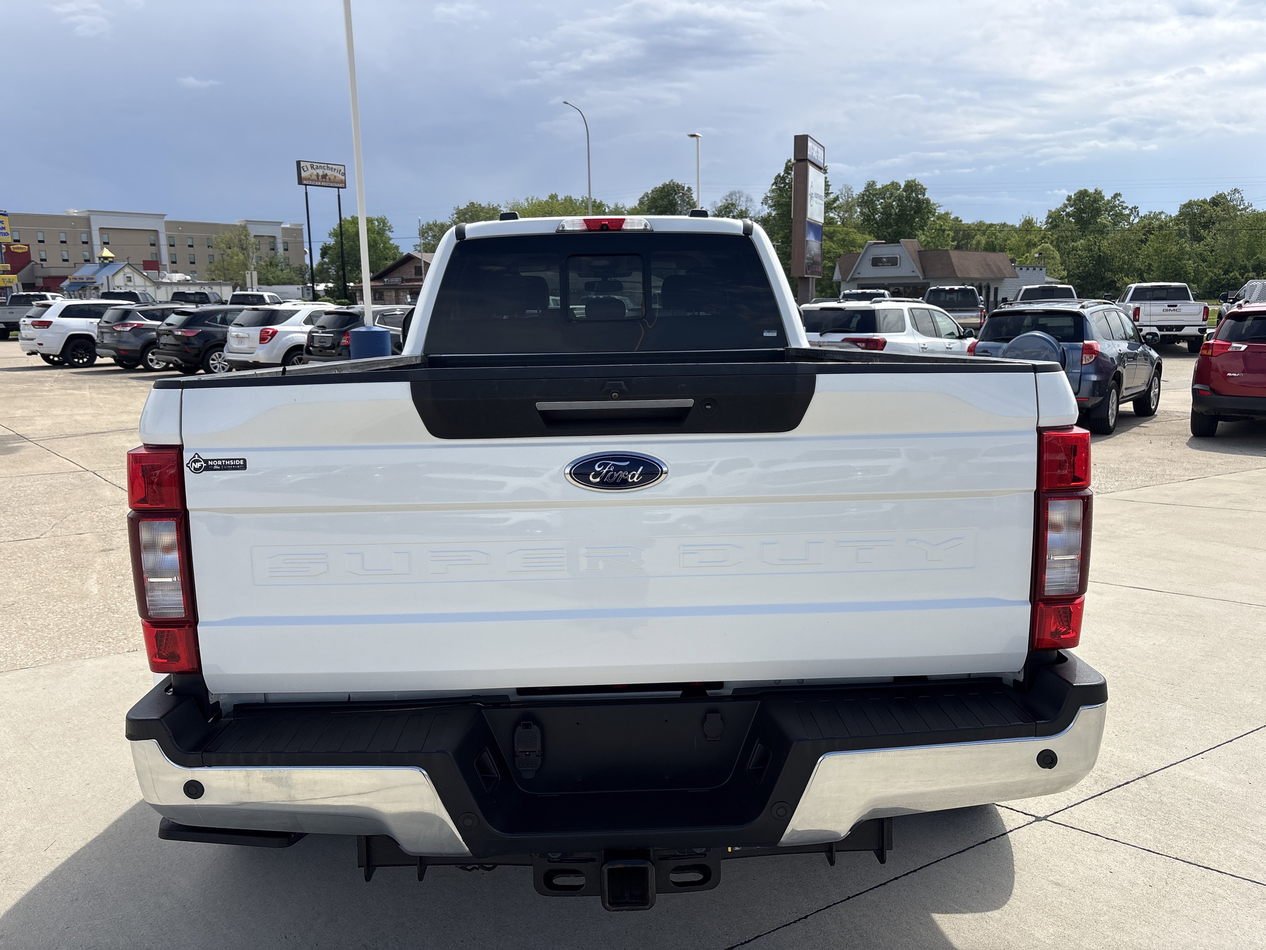 Used 2022 Ford F350 Lariat w/ Lariat Ultimate Package AWD/4WD image 4