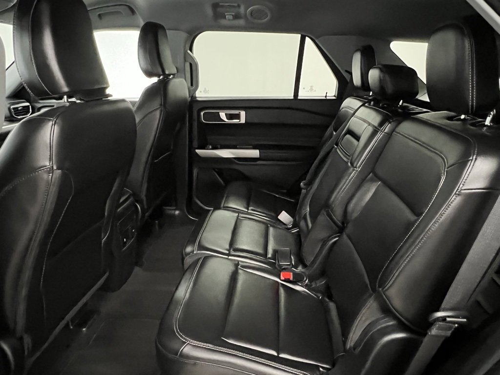 Used 2024 Ford Explorer XLT w/ Equipment Group 202A image 49