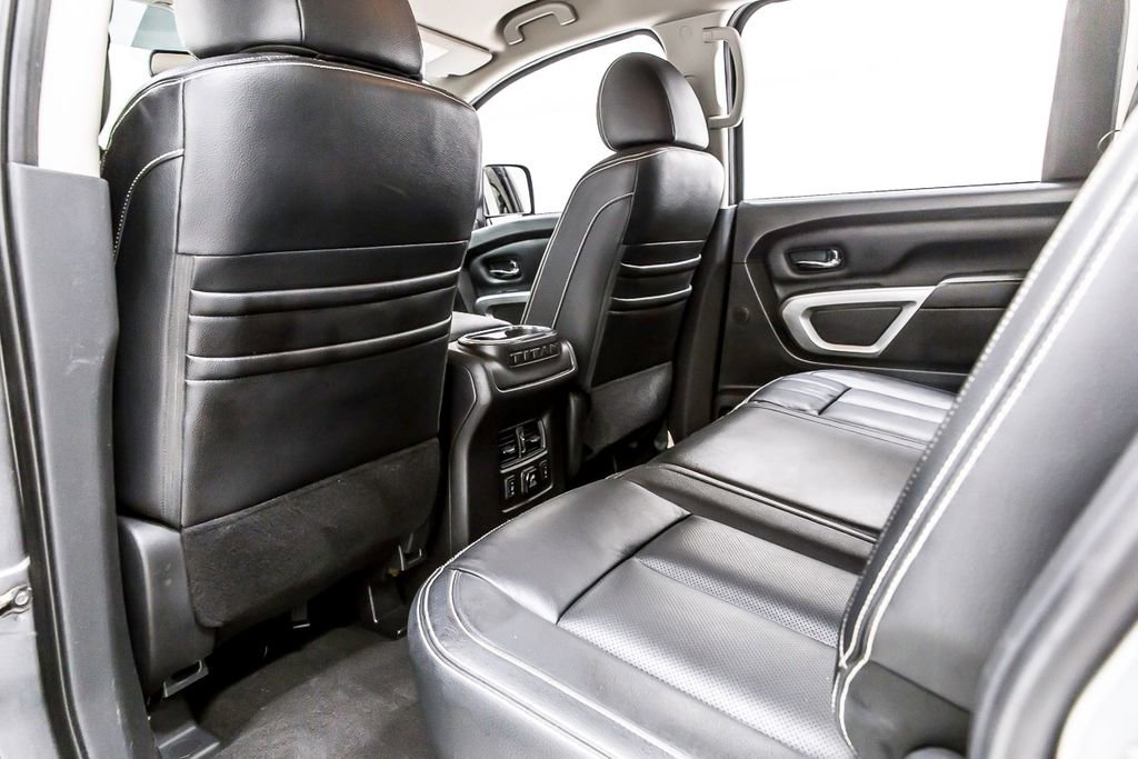 Used 2018 Nissan Titan PRO-4X w/ Pro-4x Convenience Package AWD/4WD image 30
