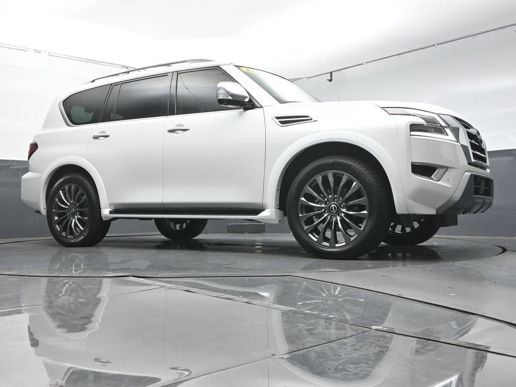 Used 2023 Nissan Armada Platinum w/ Captain's Chairs Package AWD/4WD image 33