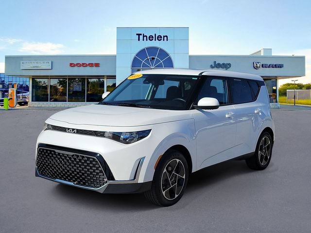 Used 2025 Kia Soul EX FWD image 2